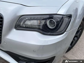 Chrysler 300c * 300S / NO ACCIDENTS / AWD / LEATHER / ROOF / NAV, снимка 5