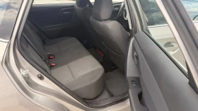 Toyota Auris 1.6 АВТОМАТИК, снимка 12