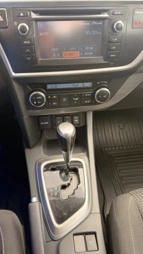 Toyota Auris 1.6 ��������� | Mobile.bg � ����� ������ 14