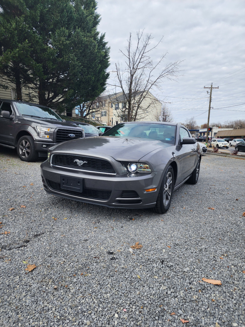 Ford Mustang, снимка 1 - Автомобили и джипове - 45530066
