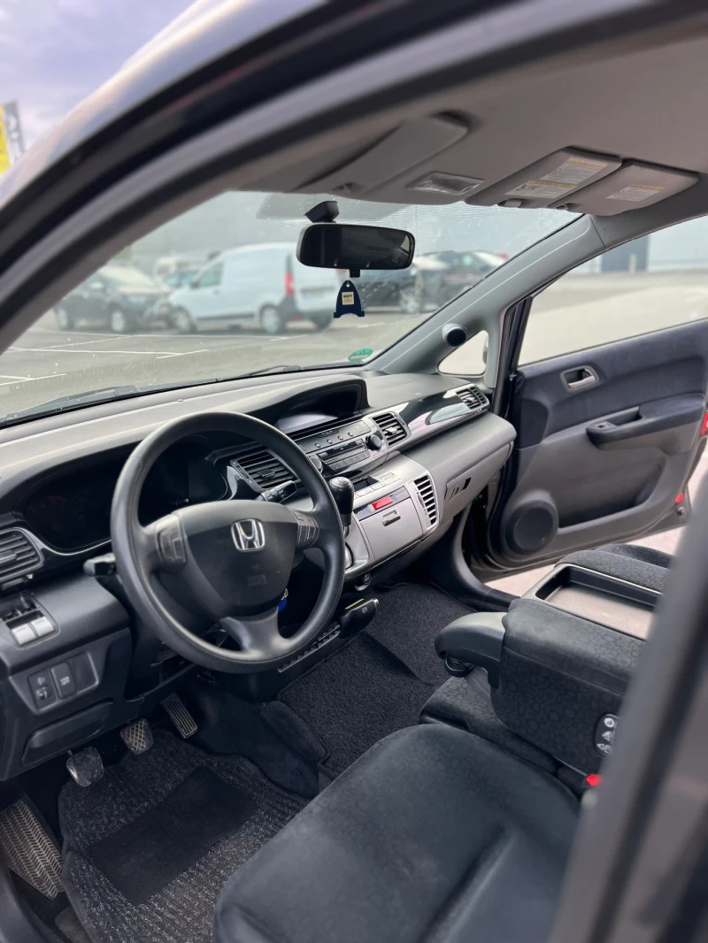 Honda Fr-v 2.2 I-CTDI, снимка 4 - Автомобили и джипове - 47804976