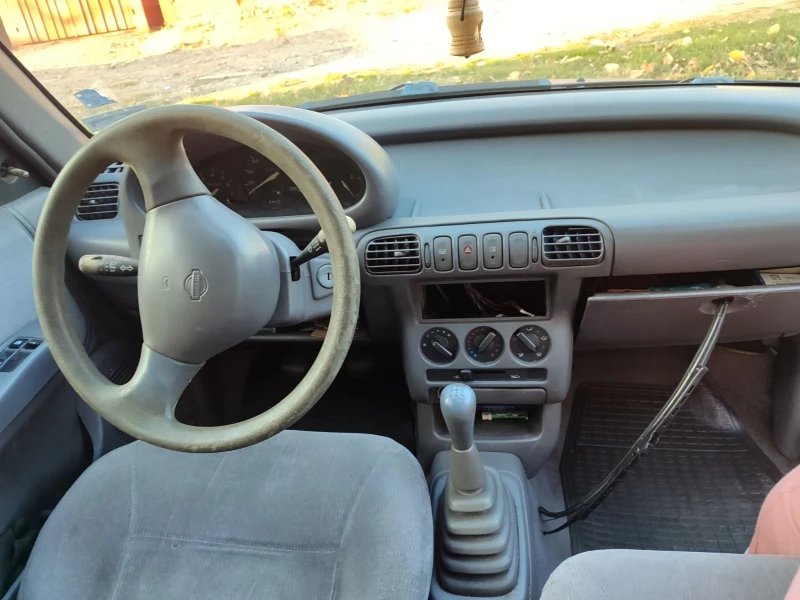 Nissan Micra, снимка 5 - Автомобили и джипове - 47682323