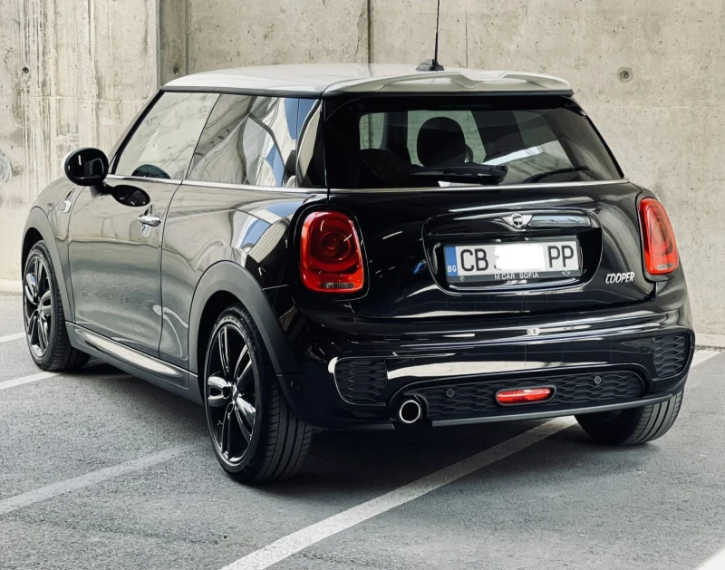 Mini Cooper JCW Black Edition , снимка 4 - Автомобили и джипове - 48352415