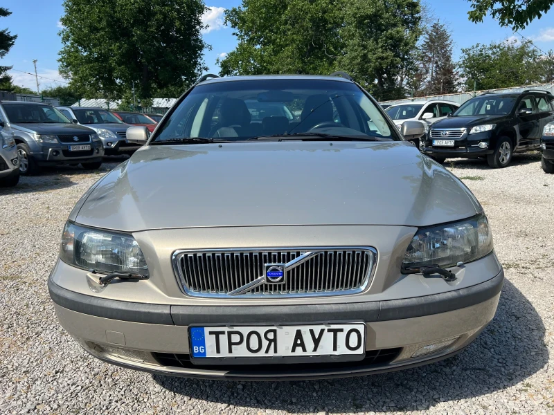 Volvo V70 2.5Т* AWD* АВТОМАТИК* КОЖА* , снимка 2 - Автомобили и джипове - 49198610