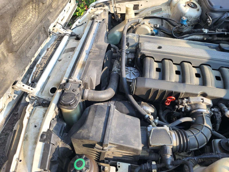 BMW 520 i, снимка 9 - Автомобили и джипове - 52259522