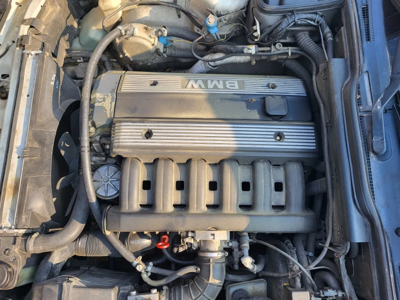 BMW 520 i, снимка 10 - Автомобили и джипове - 52259522