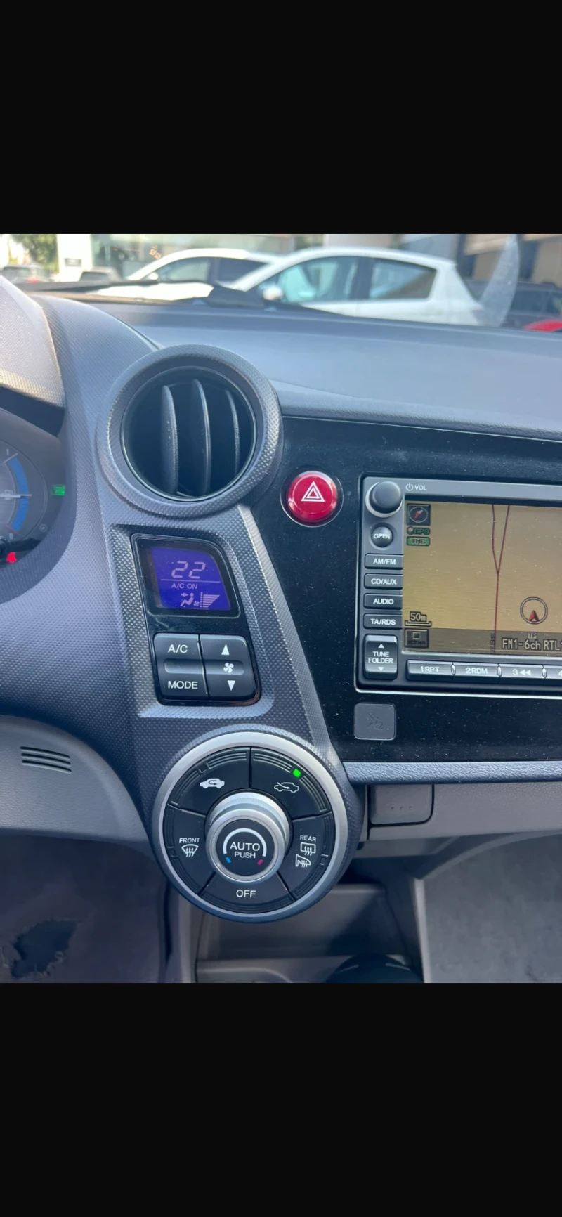 Honda Insight, снимка 13 - Автомобили и джипове - 52956724