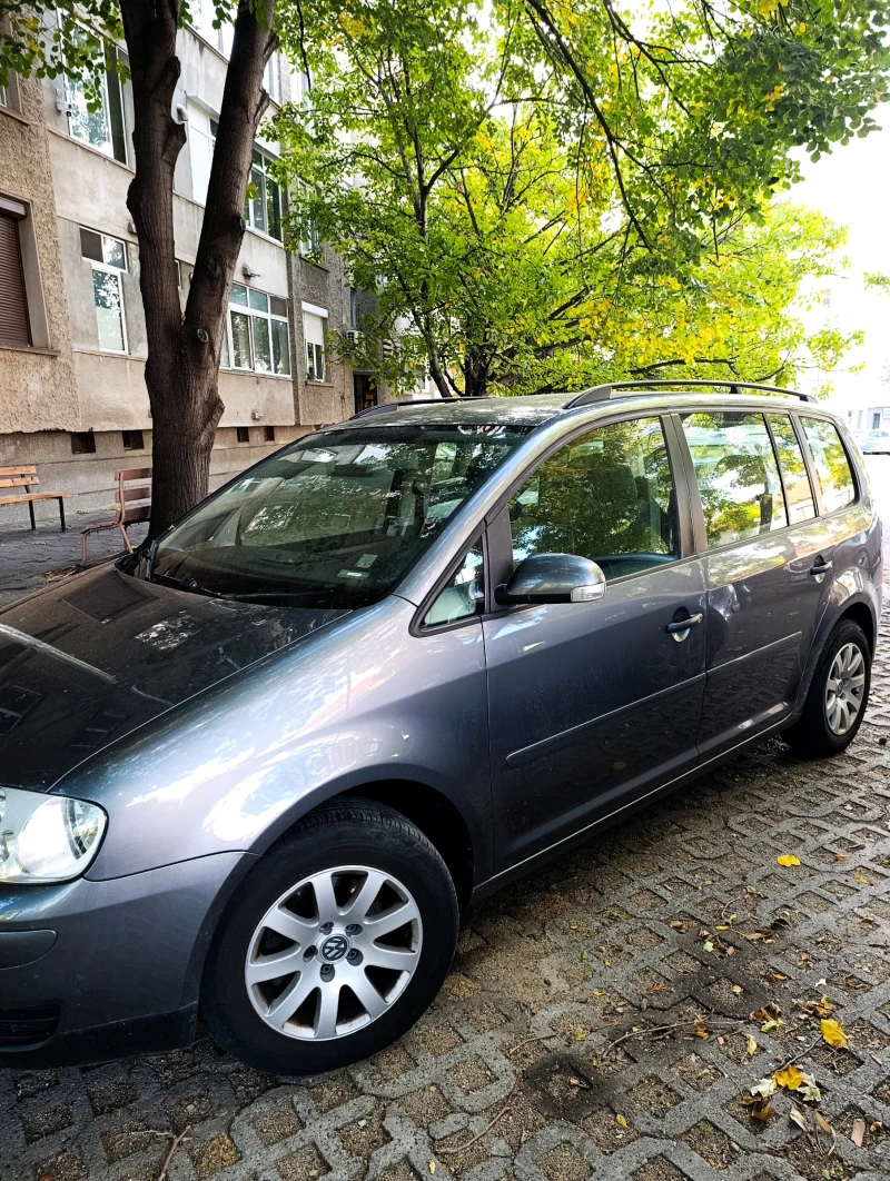 VW Touran, снимка 8 - Автомобили и джипове - 52024970