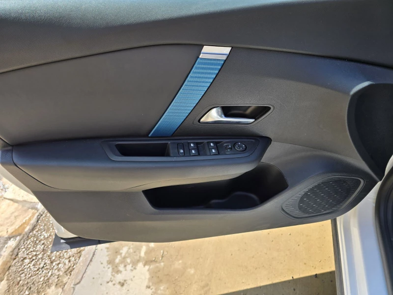 Citroen C4 50 kWh, снимка 9 - Автомобили и джипове - 52108502