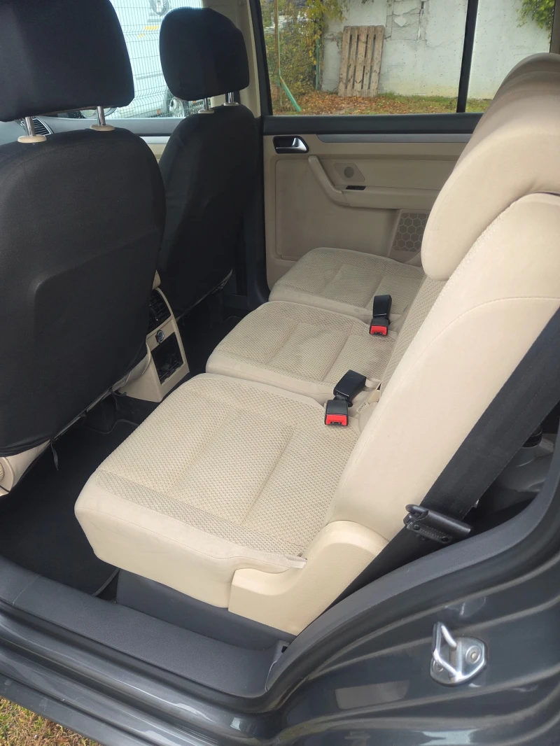 VW Touran 1.4 TSI Метан-Бензин , снимка 10 - Автомобили и джипове - 52388579