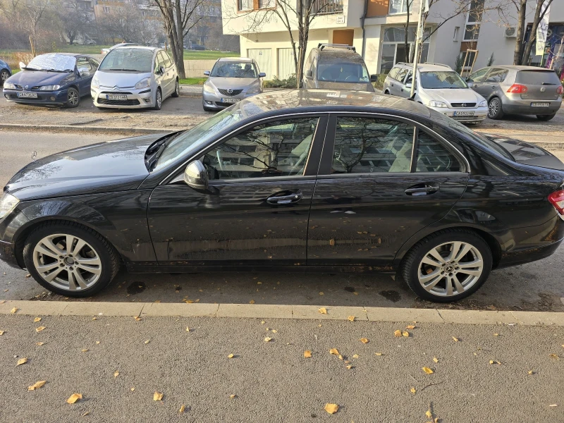 Mercedes-Benz C 220 2.2, снимка 5 - Автомобили и джипове - 52839300