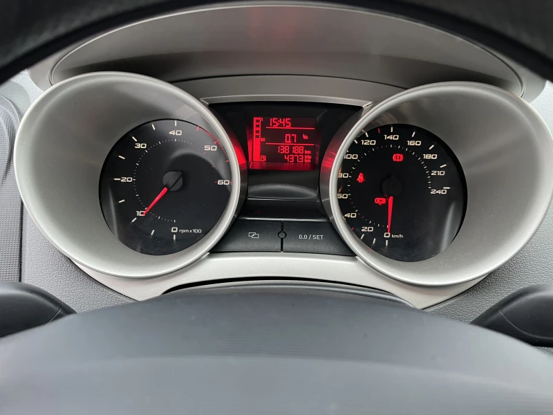 Seat Ibiza 1.6 TDI 138 000км., снимка 10 - Автомобили и джипове - 53248218