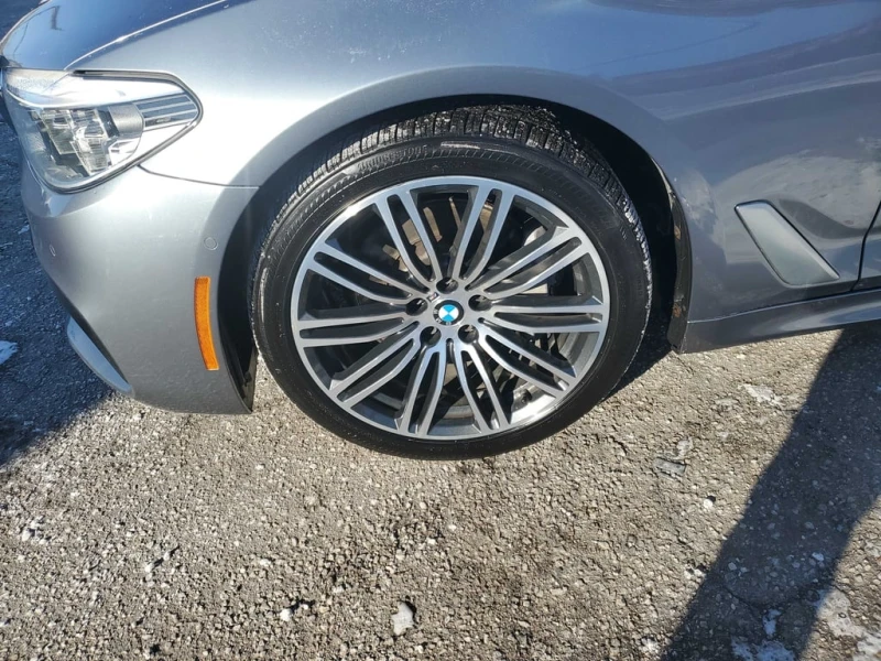 BMW 530 XDRIVE * ДИСТРОНИК * 360 КАМЕРА * , снимка 6 - Автомобили и джипове - 53304388