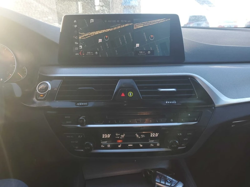 BMW 530 XDRIVE * ДИСТРОНИК * 360 КАМЕРА * , снимка 9 - Автомобили и джипове - 53304388