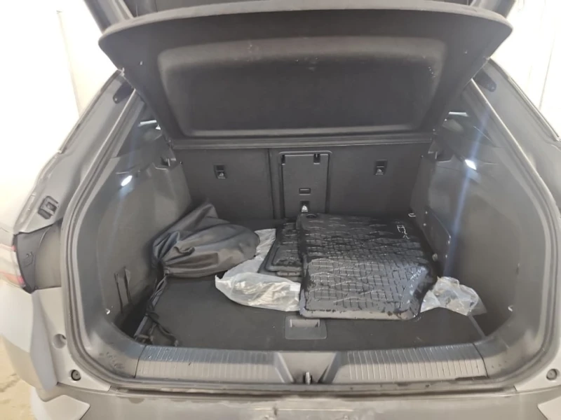 VW ID.4 PRO/4х4/Подгрев/2 ключа, снимка 14 - Автомобили и джипове - 53468703