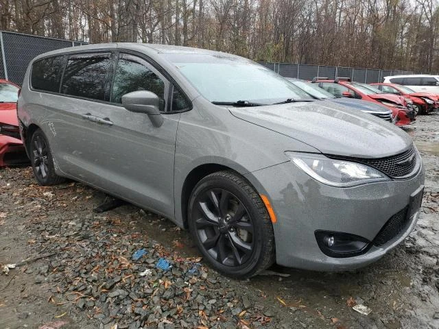 Chrysler Pacifica TOURING, снимка 2 - Автомобили и джипове - 48402106