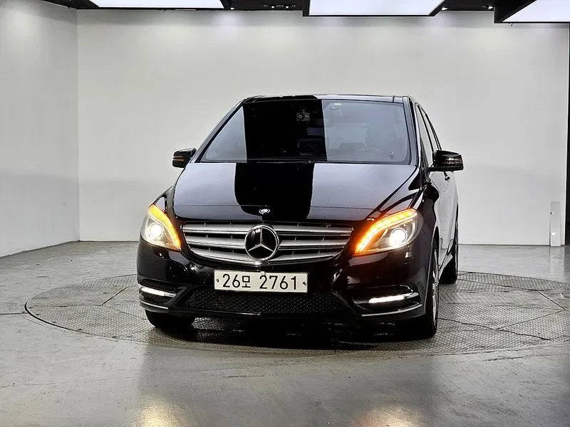 Mercedes-Benz B 200 2.0, снимка 2 - Автомобили и джипове - 54278328