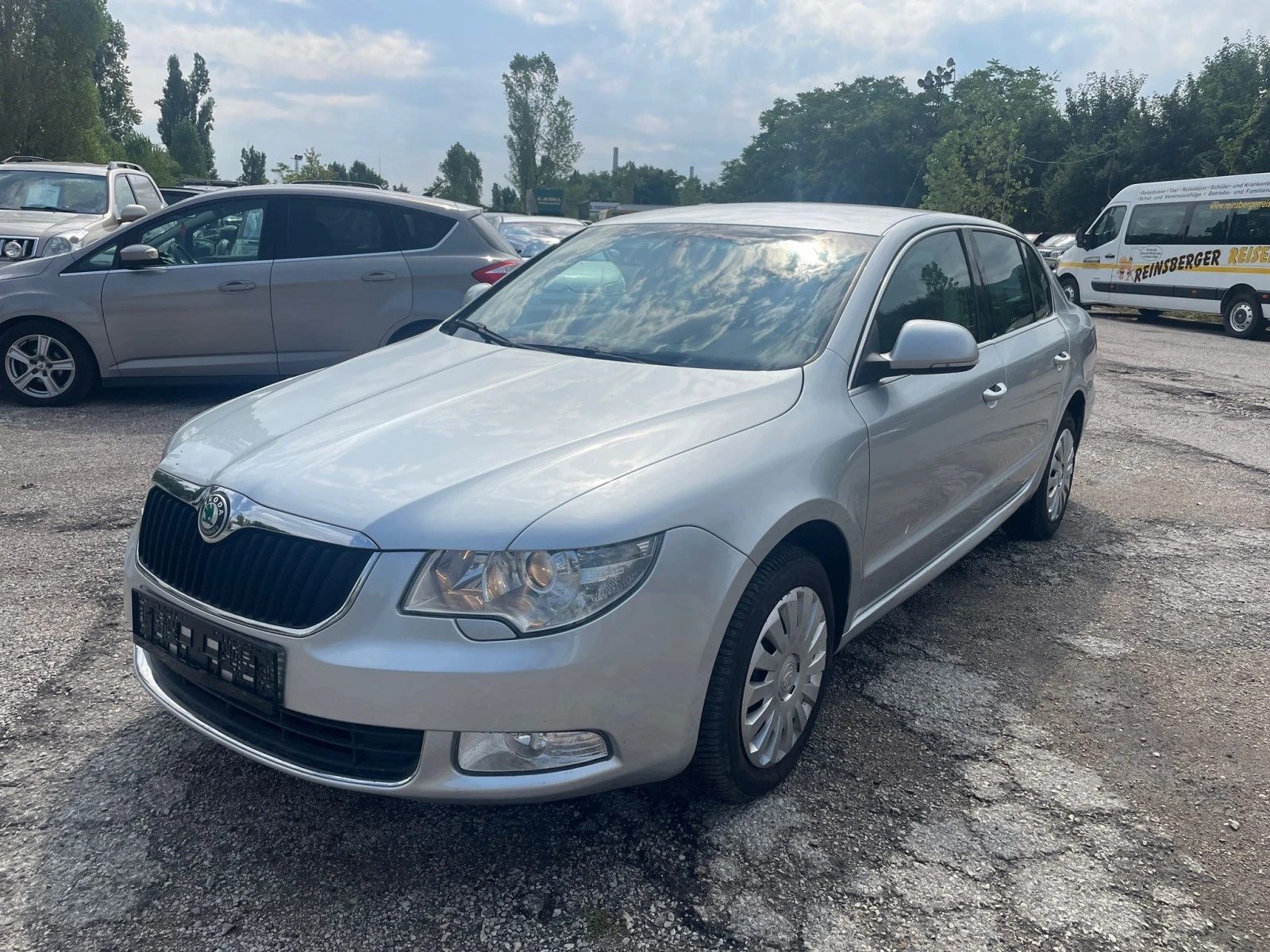 Skoda Superb 2.0 TDI - изображение 3