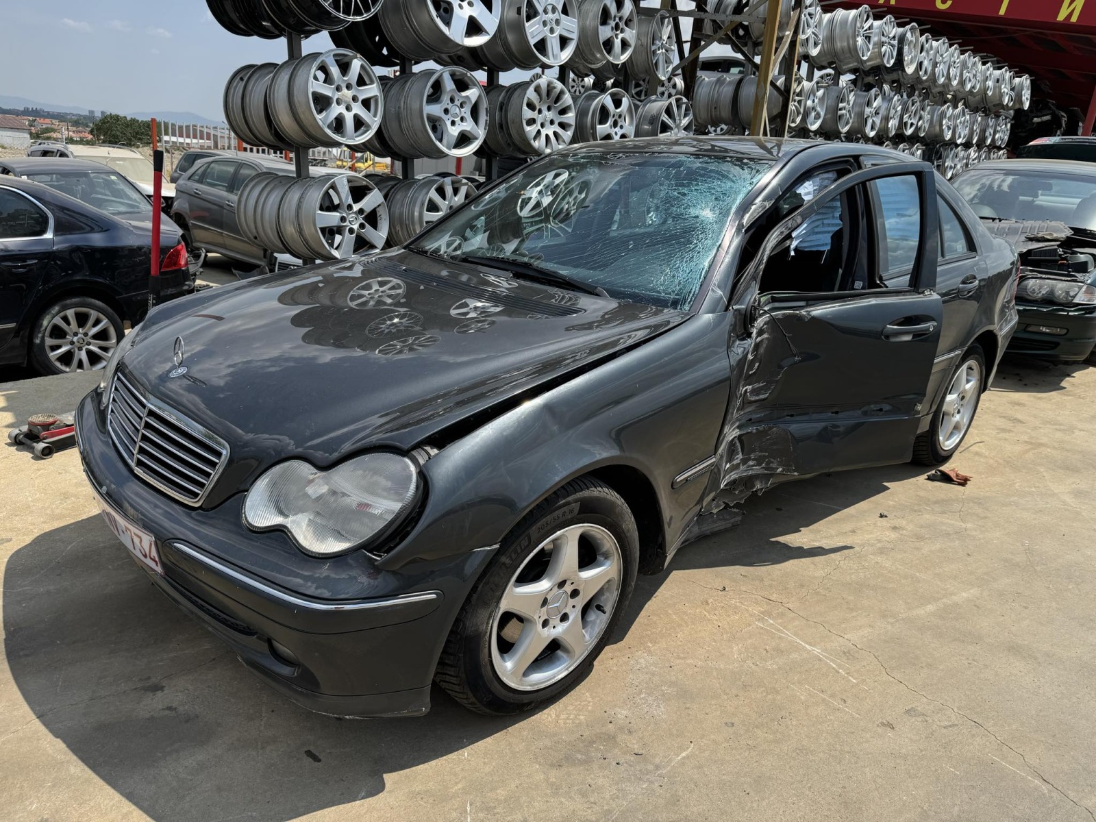 Mercedes-Benz C 200 2.2 - изображение 4