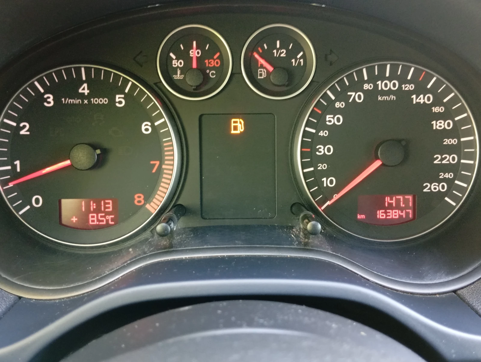 Audi A3 1.6-I-102 кс-4 вр-КЛИМАТРОНИК - изображение 9