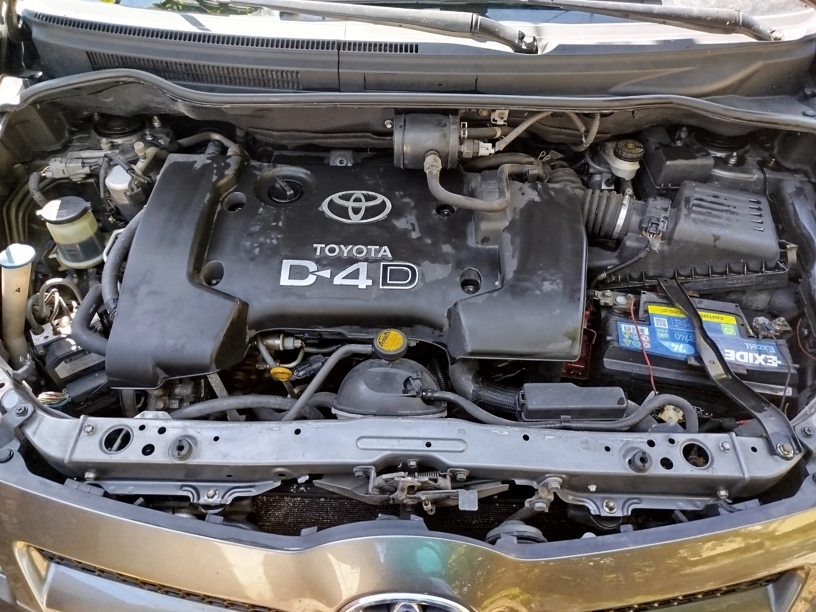 Toyota Corolla verso 2.0 D4D         - изображение 2