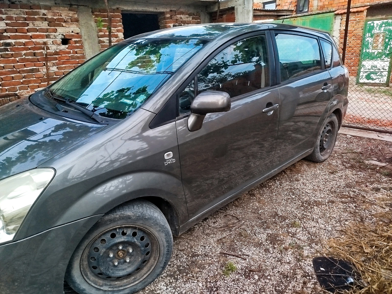 Toyota Corolla verso 2.0 D4D         - изображение 4