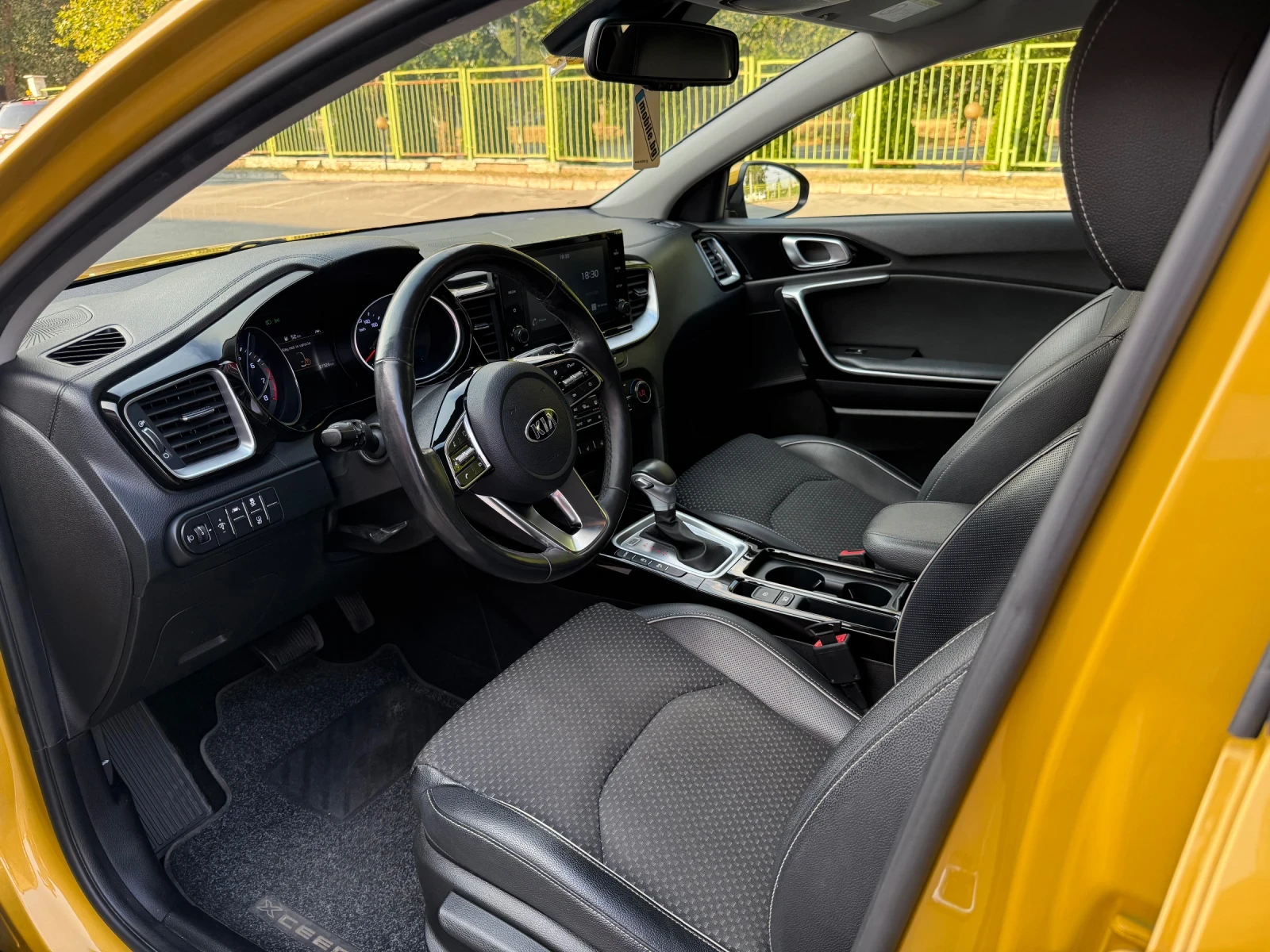 Kia XCeed ГАРАНЦИОННА ДО 27г.* ПОДГРЕВ* КАМЕРА* LINE ASSIST - изображение 10