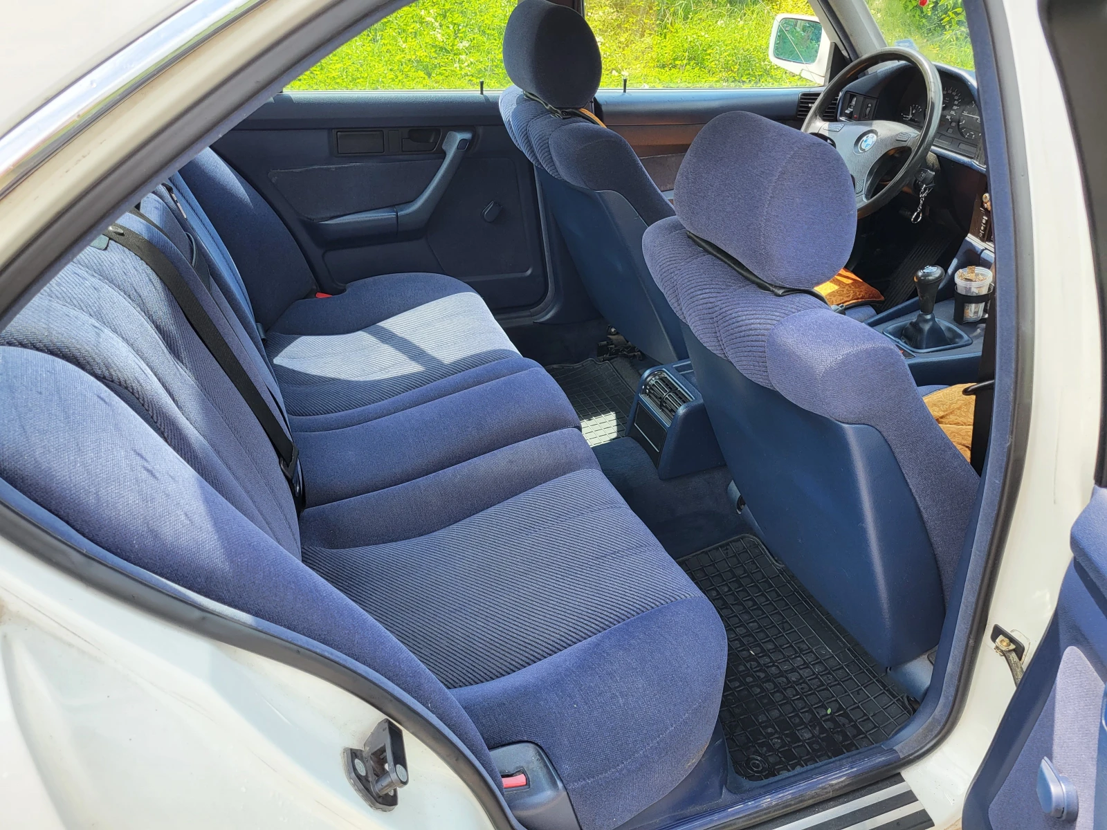 BMW 520 i | Mobile.bg   12