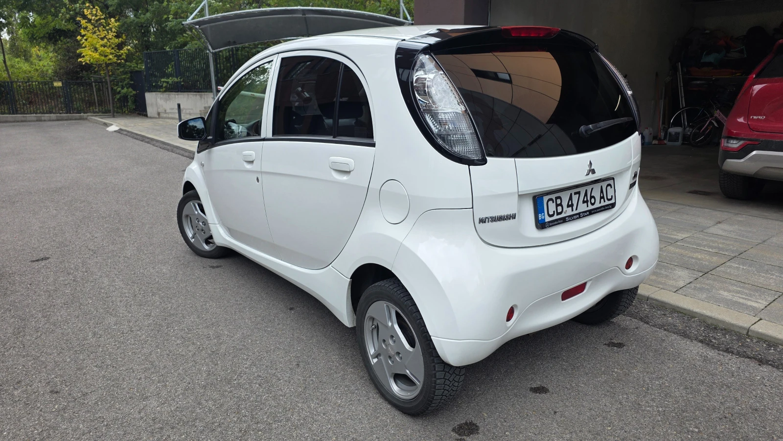 Mitsubishi I-MiEV  - изображение 4