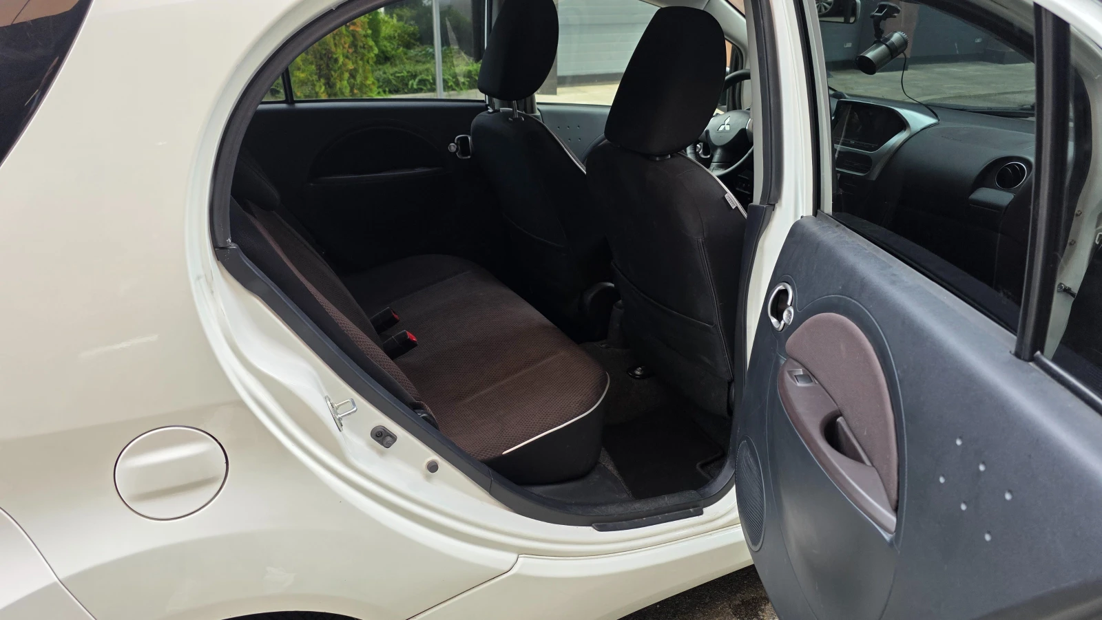 Mitsubishi I-MiEV  - изображение 9