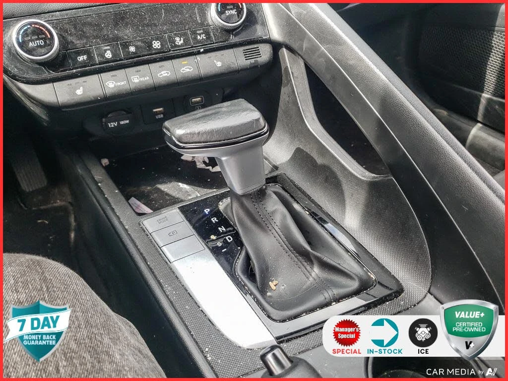 Hyundai Elantra *  *    *   *  | Mobile.bg   11