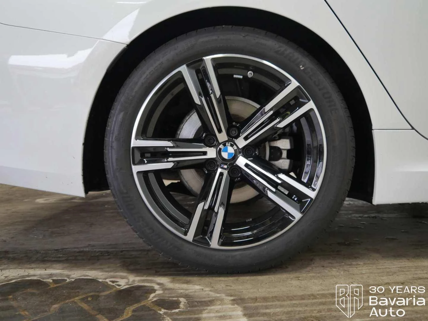 BMW 318 i Touring M Sport Paket Steptronic | Mobile.bg   10