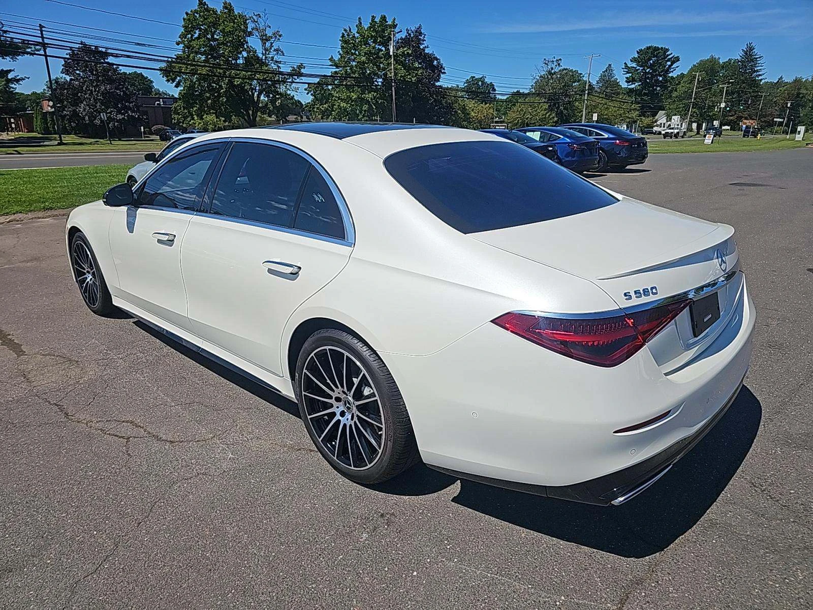 Mercedes-Benz S 580 4MATIC Sedan - изображение 3