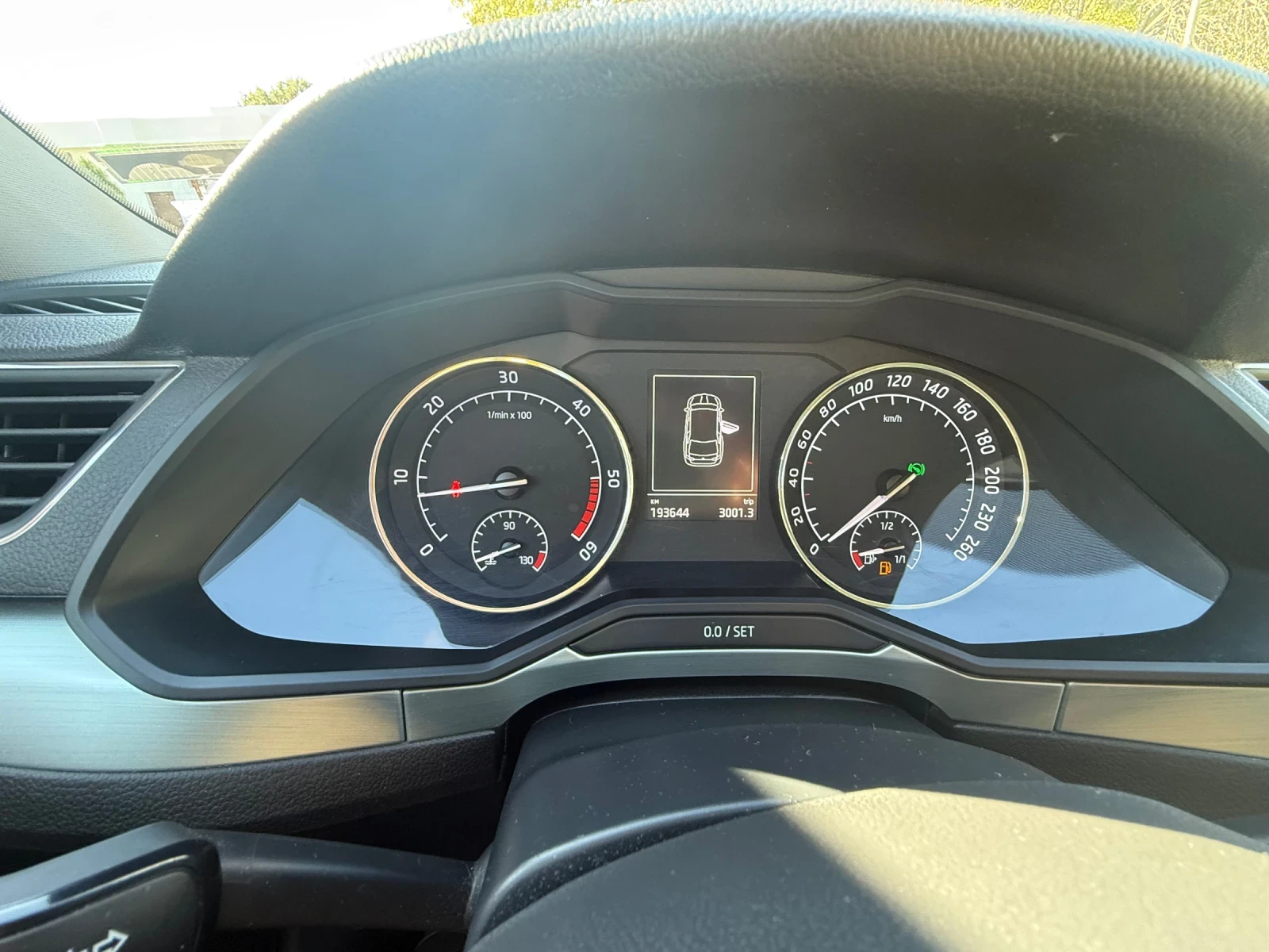 Skoda Superb 1.6 TDI DSG - изображение 6