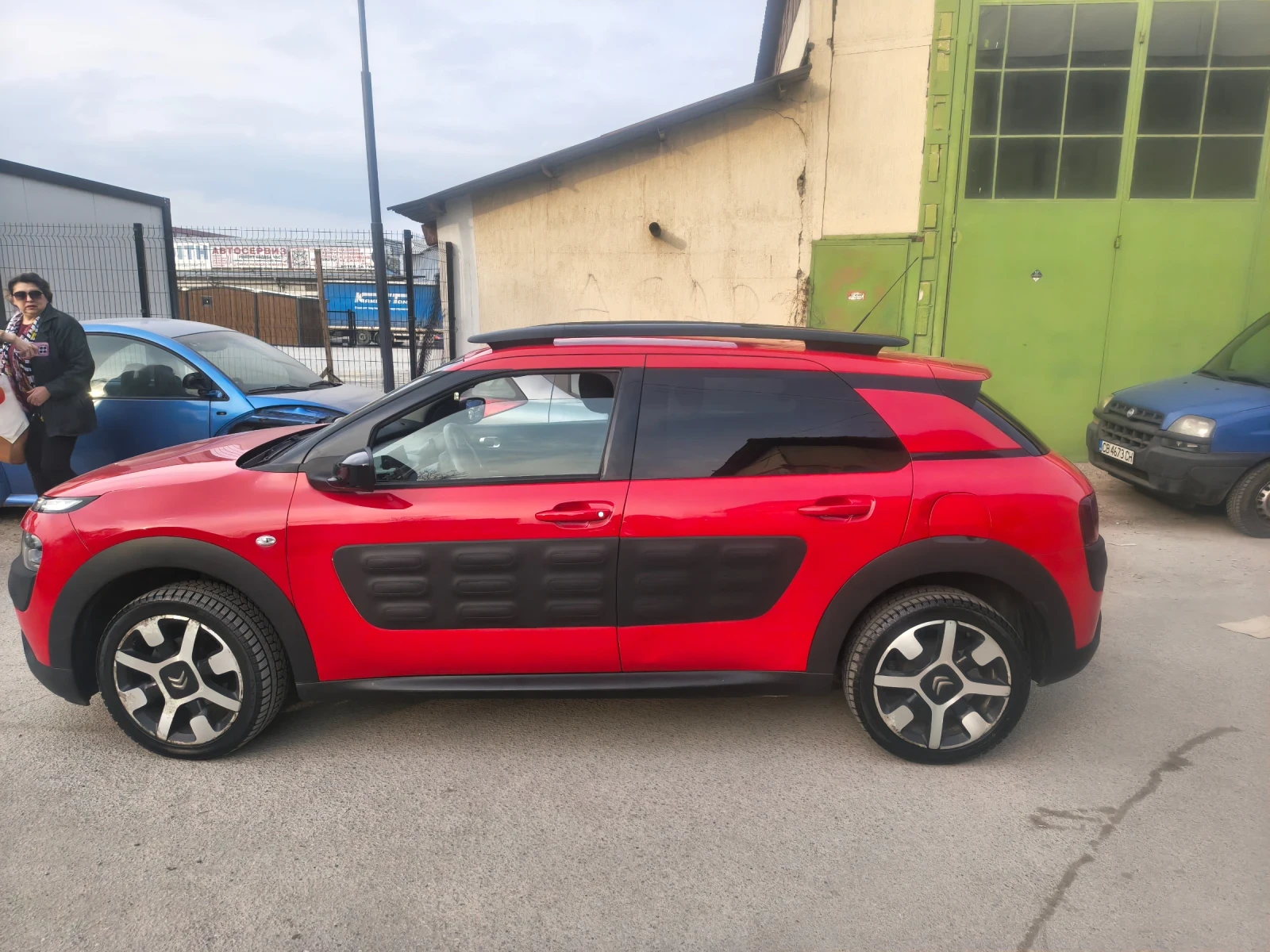Citroen C4 Cactus, снимка 3 - Автомобили и джипове - 53878059
