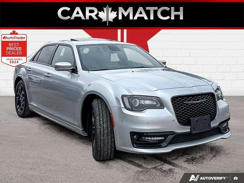 Chrysler 300c * 300S / NO ACCIDENTS / AWD / LEATHER / ROOF / NAV, снимка 4 - Автомобили и джипове - 54055535