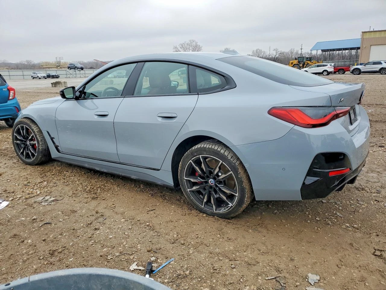 BMW i4 XDRIVE| LASER| HUD| DISTRONIC| , снимка 4 - Автомобили и джипове - 54059166