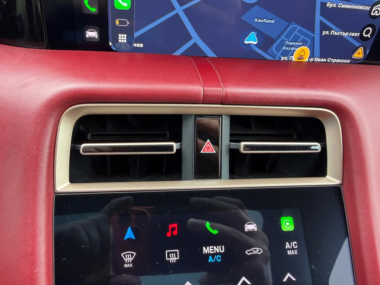 Porsche Taycan Turbo S, снимка 17 - Автомобили и джипове - 54090697