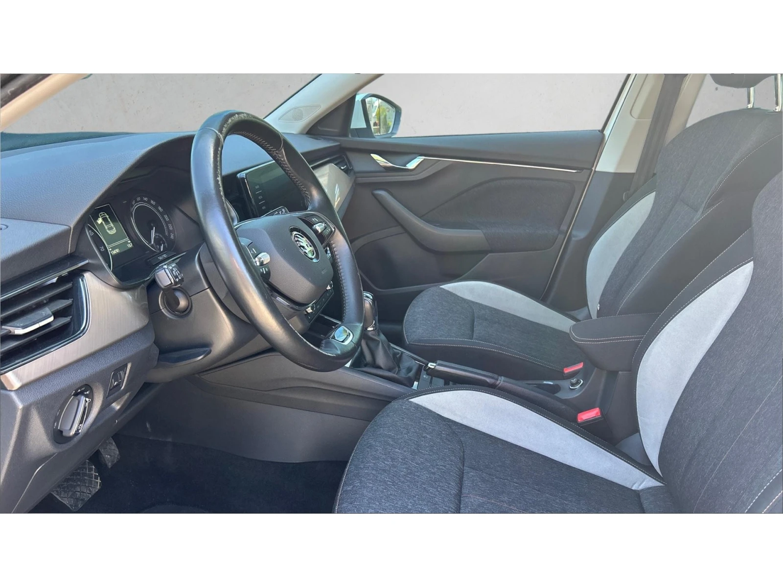 Skoda Scala Месечна вноска от 195  , снимка 12 - Автомобили и джипове - 54351644