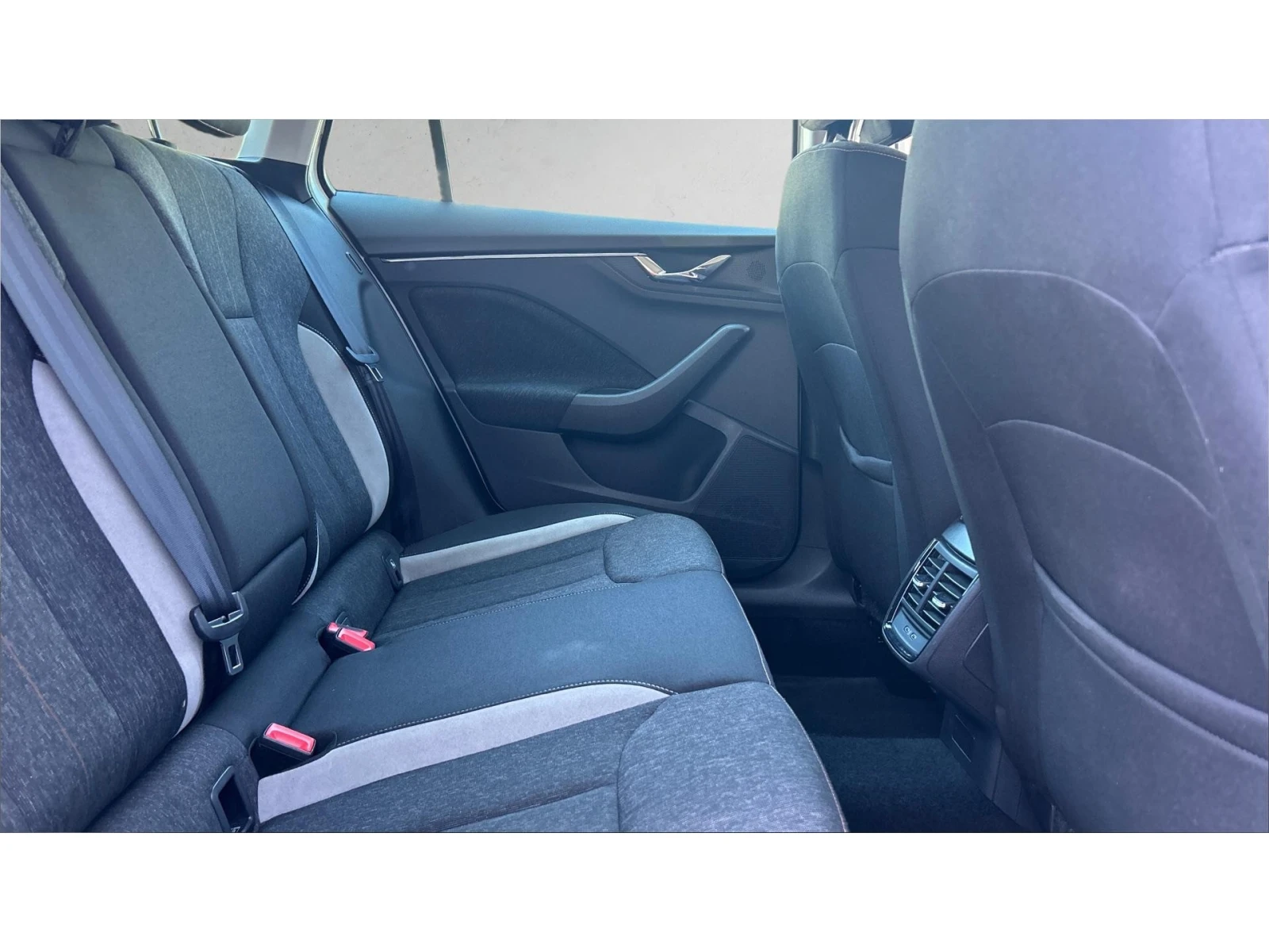 Skoda Scala Месечна вноска от 195  , снимка 7 - Автомобили и джипове - 54351644