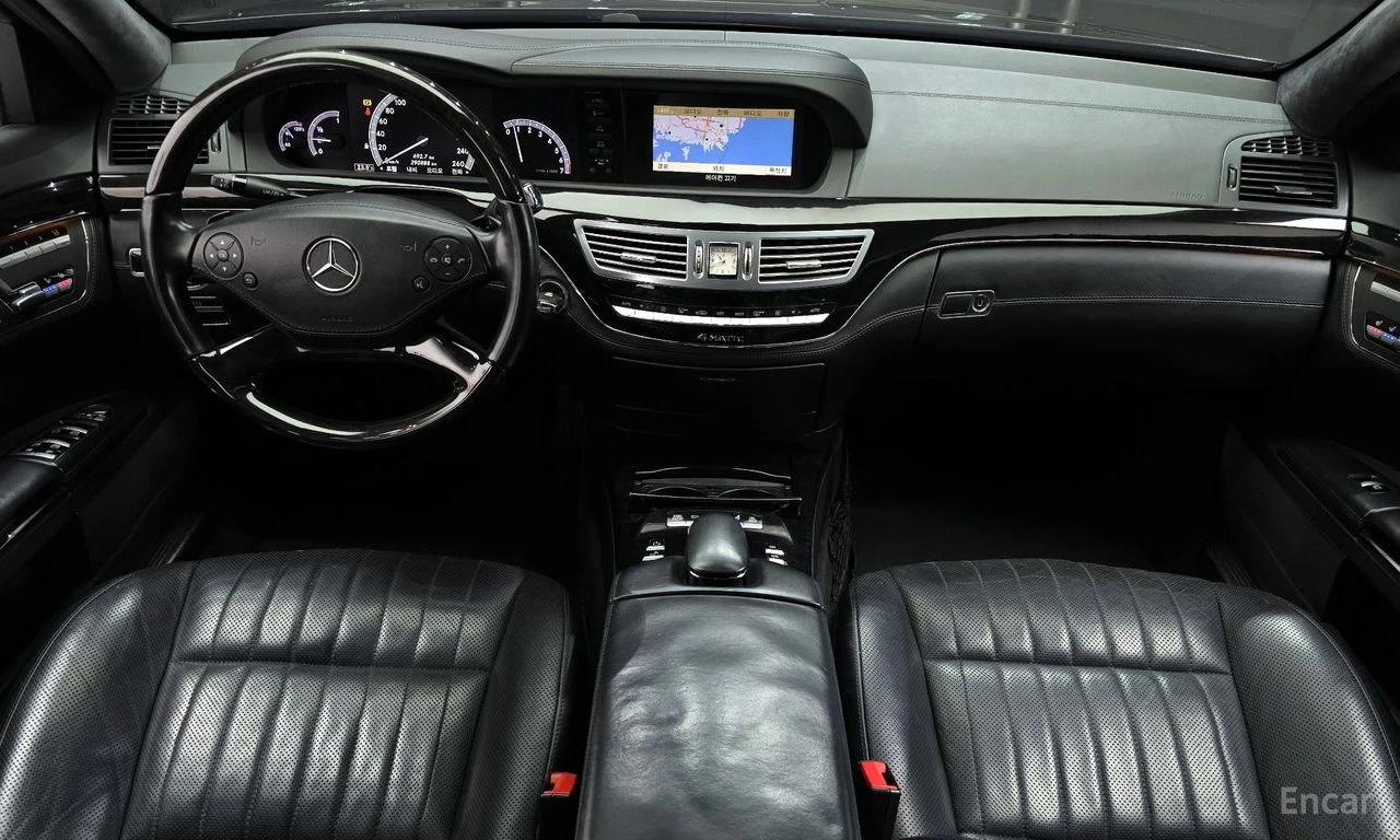 Mercedes-Benz S 500 L* 4MATIC* DESIGNO* ОБДУХВ* ПАНО* МОНИТОРИ* МАСАЖ*, снимка 6 - Автомобили и джипове - 54396104