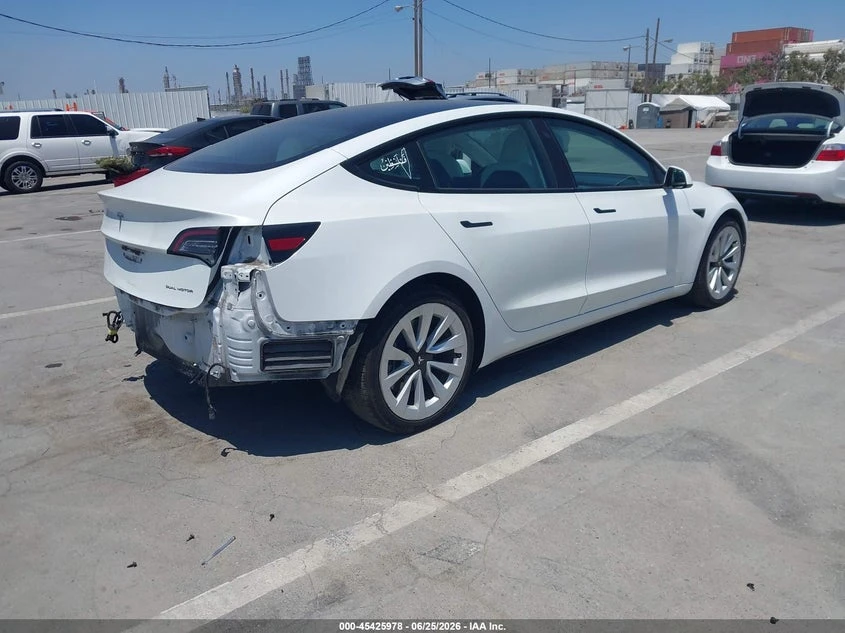 Tesla Model 3 Long Range Dual Motor All-Wheel Drive, снимка 4 - Автомобили и джипове - 55272166