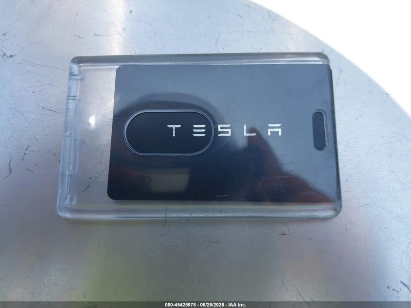 Tesla Model 3 Long Range Dual Motor All-Wheel Drive, снимка 11 - Автомобили и джипове - 55272166