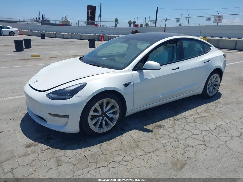 Tesla Model 3 Long Range Dual Motor All-Wheel Drive, снимка 2 - Автомобили и джипове - 55272166