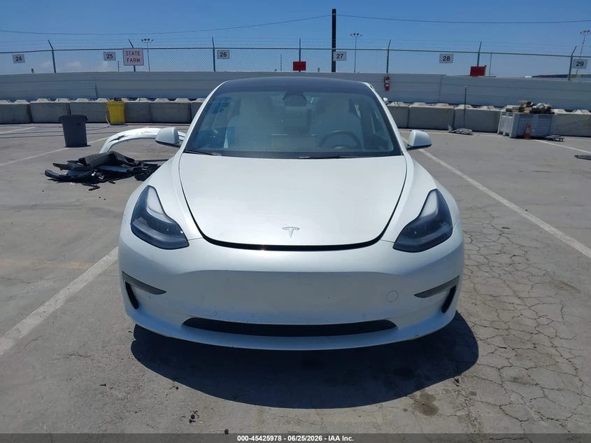 Tesla Model 3 Long Range Dual Motor All-Wheel Drive, снимка 13 - Автомобили и джипове - 55272166