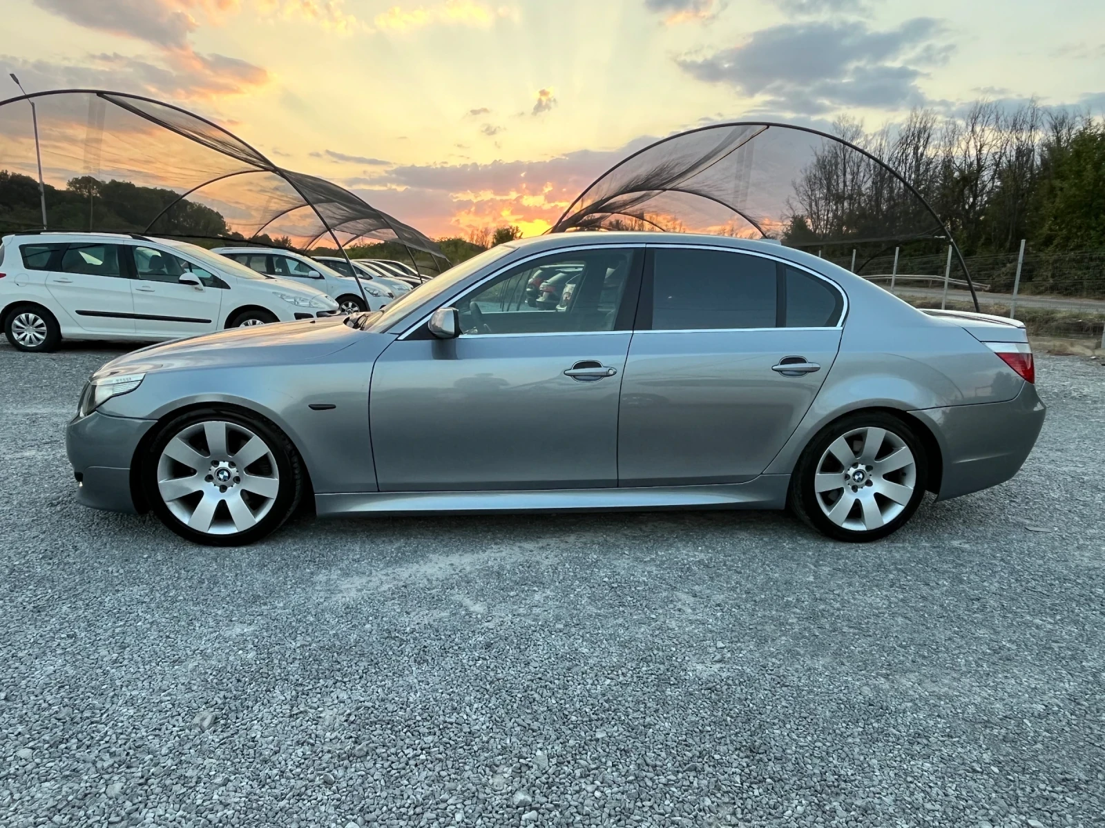 BMW 525 D M-pack, снимка 3 - Автомобили и джипове - 55588138