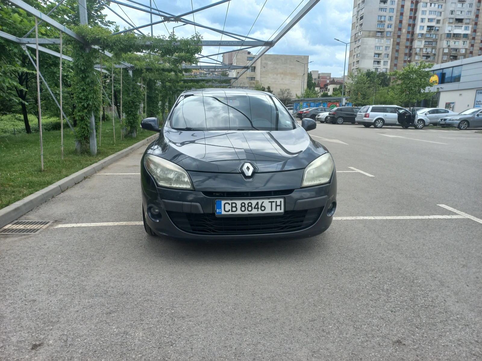 Renault Megane, снимка 2 - Автомобили и джипове - 56697963