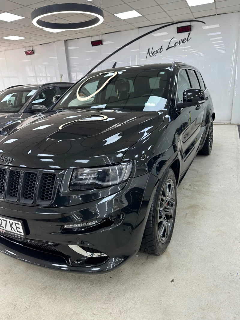 Jeep Grand cherokee 6.4 SRT Prins Лизинг бартер , снимка 3 - Автомобили и джипове - 46495730