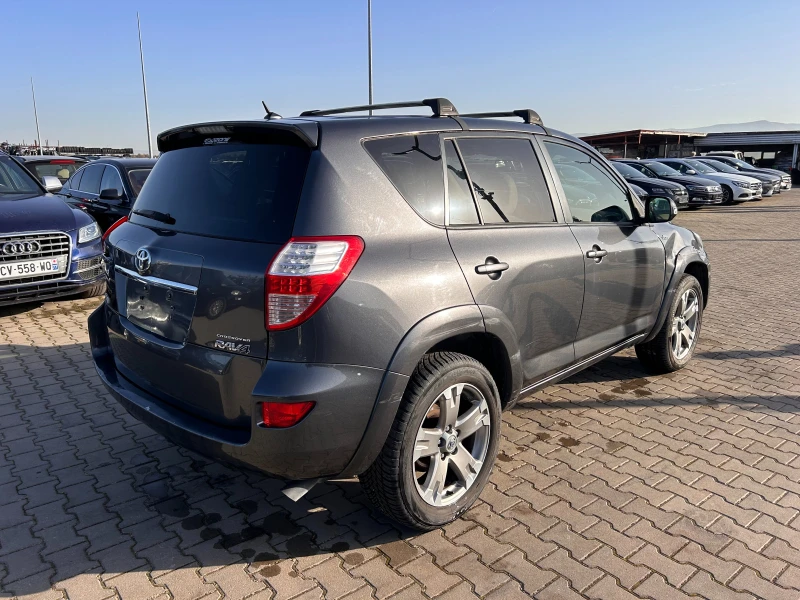 Toyota Rav4 2.2D AVTOMAT/NAVI 4X4 , снимка 6 - Автомобили и джипове - 47764139