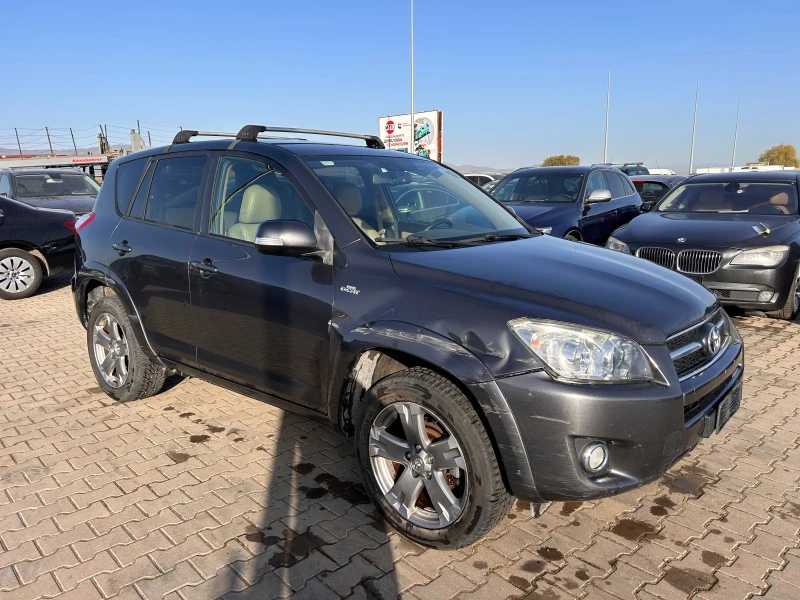 Toyota Rav4 2.2D AVTOMAT/NAVI 4X4 , снимка 4 - Автомобили и джипове - 47764139